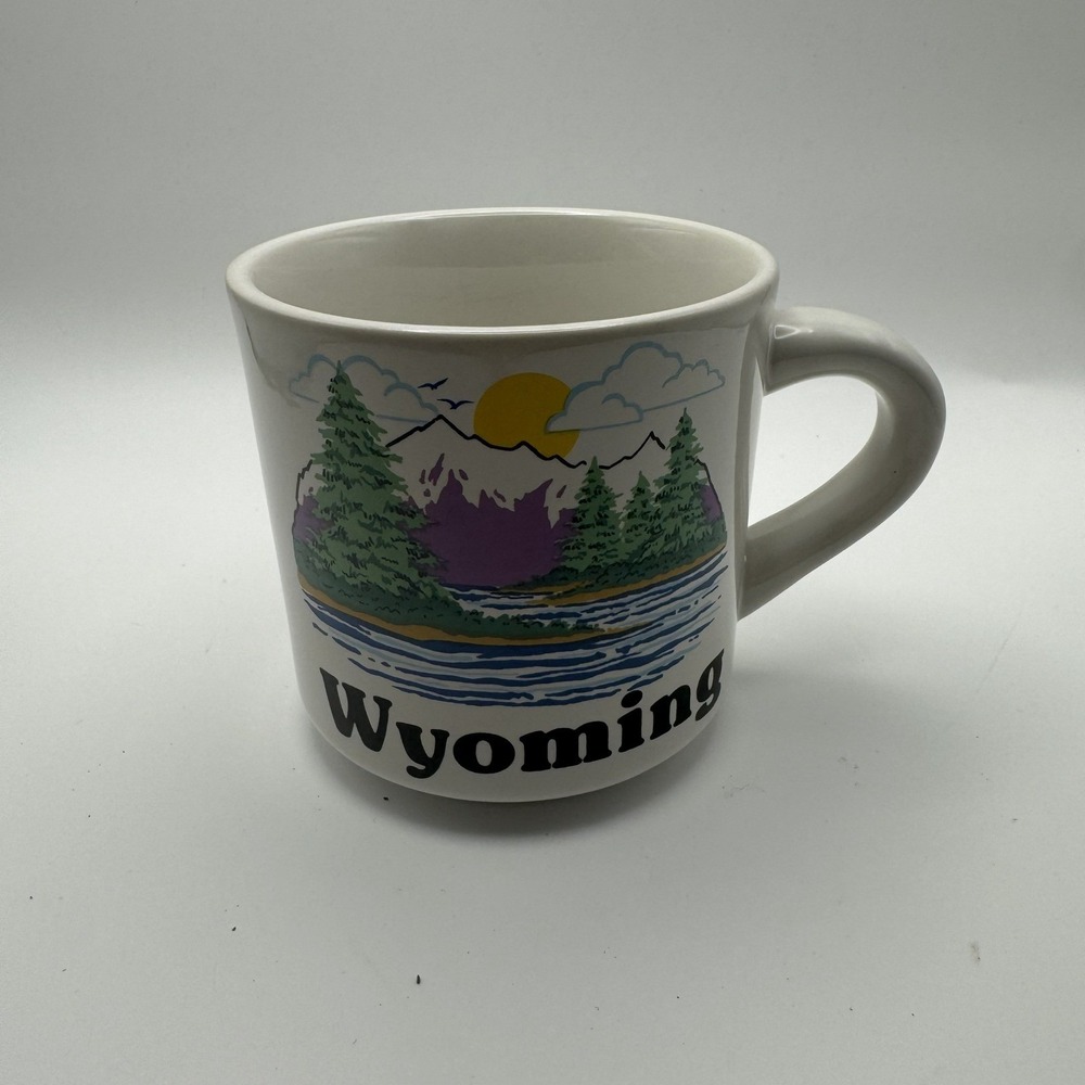 Papel Wyoming Souvenir Coffee Mug White Ceramic Mountain Lake Scene Vintage